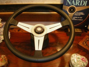New Nardi leather rim steering wheel Nardi horn button With Mercedes emblem